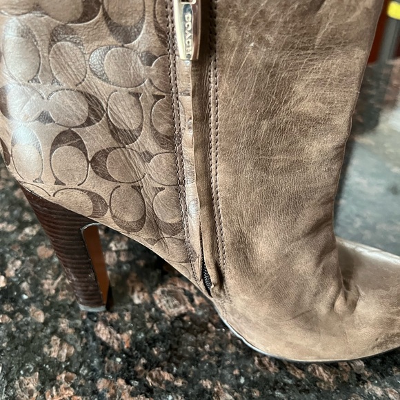 Coach Taupe Leather Boots size 81/2 - Picture 2 of 5